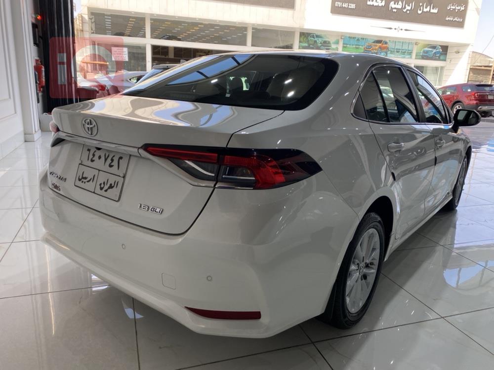 تۆیۆتا کۆرۆلا